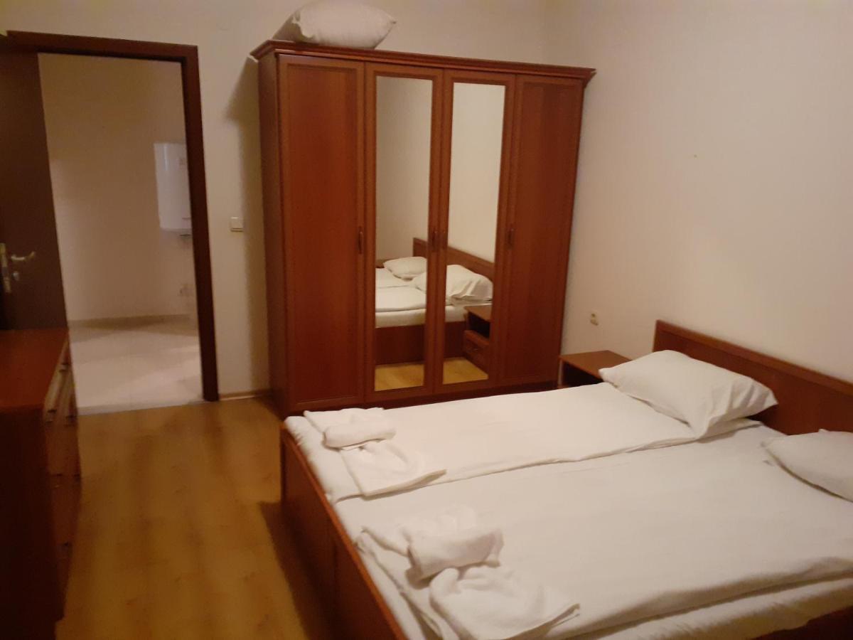 Edelweiss Inn Aparthotel Bansko Buitenkant foto