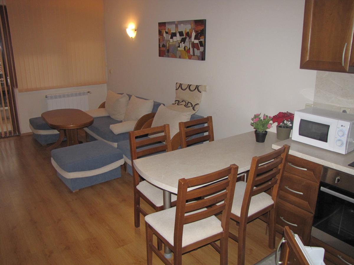 Edelweiss Inn Aparthotel Bansko Buitenkant foto